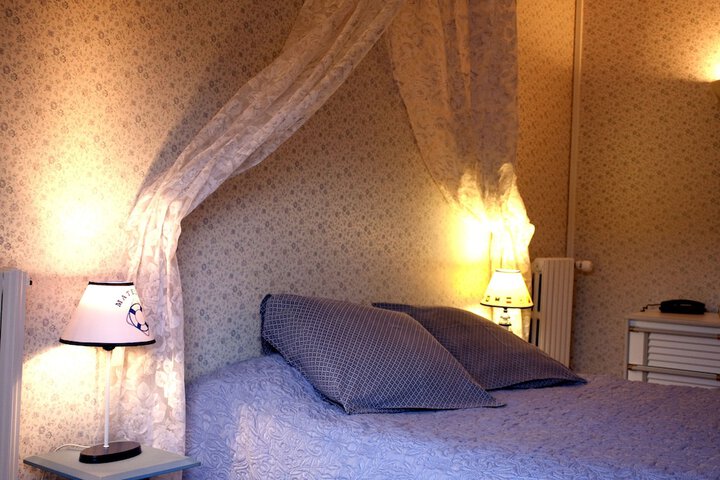 Room 8 of 56