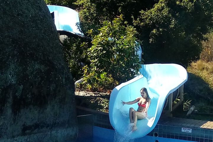 Pool 61 of 138