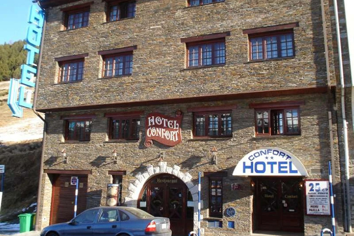 Hotel 2 of 3
