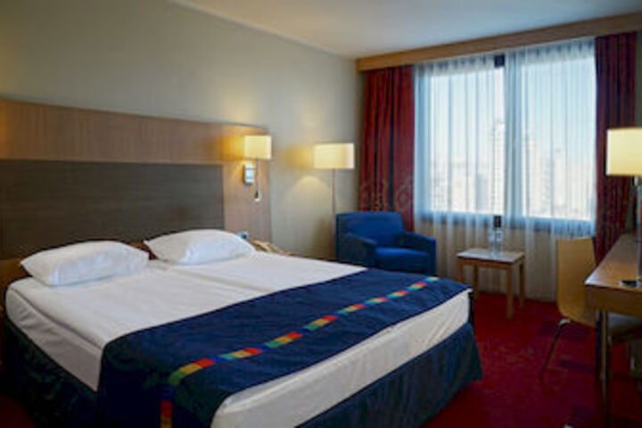 Room 40 of 75
