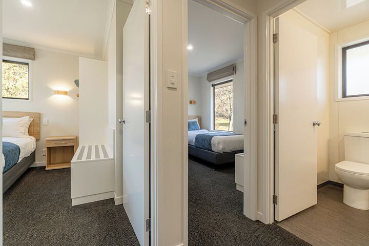 Room 47 of 170