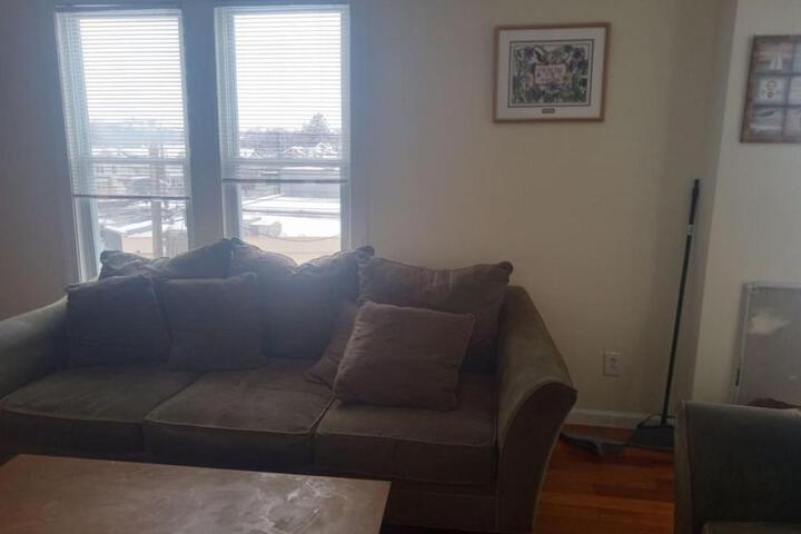 godlyone bedroom free parking