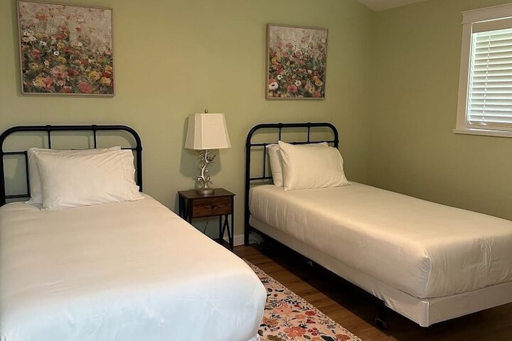 Room 8 of 24