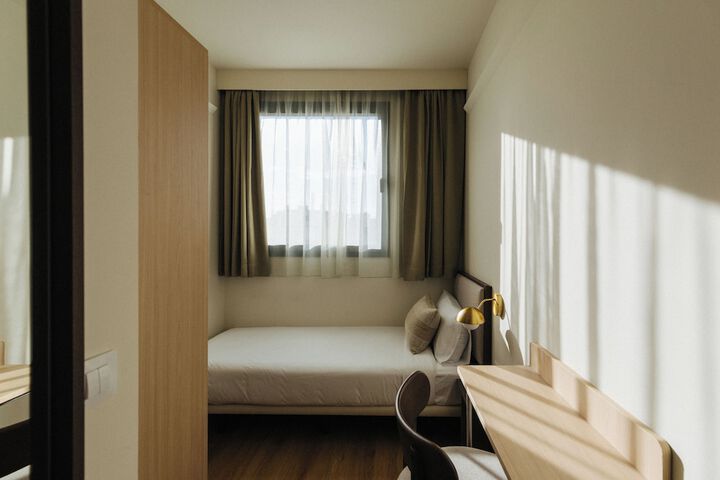 Room 10 of 58