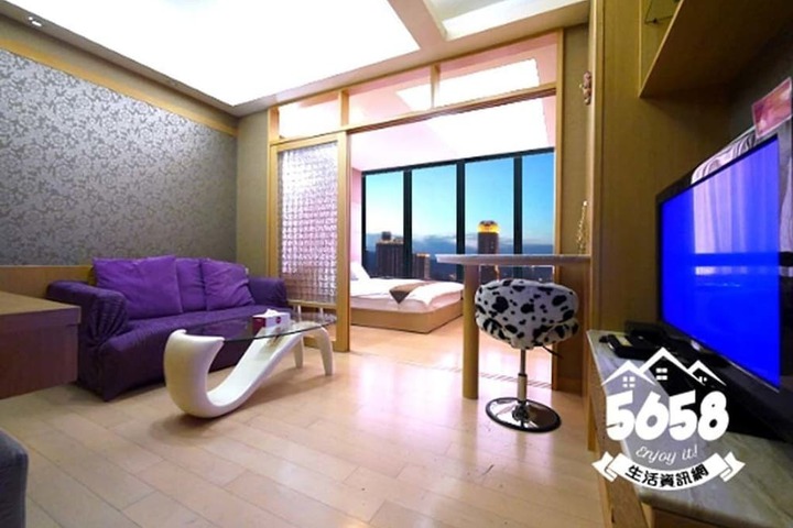 Room 10 of 58