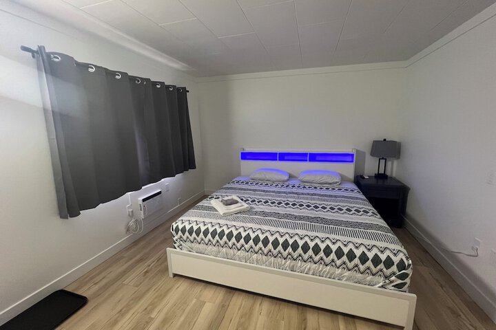 Room 9 of 70