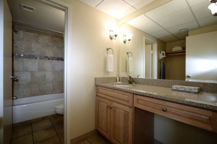 Room 13 of 20