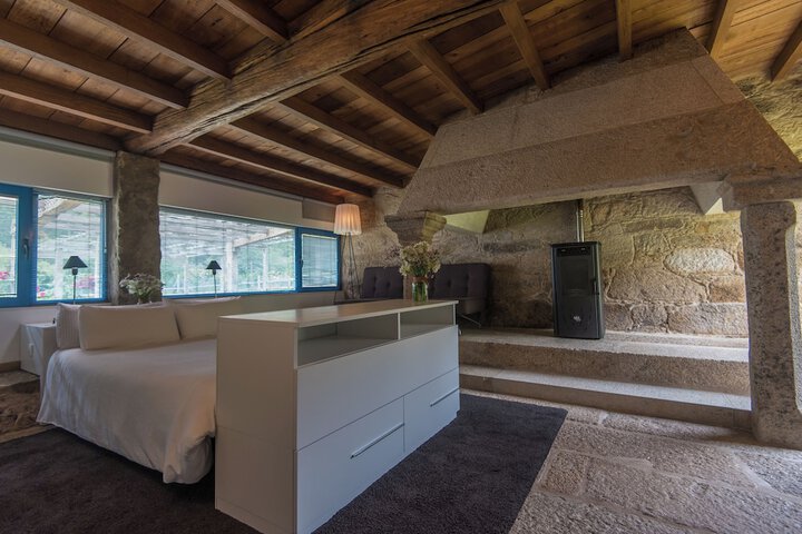 Room 10 of 72