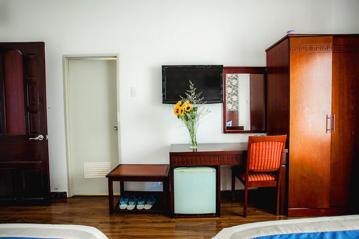 Room 18 of 24