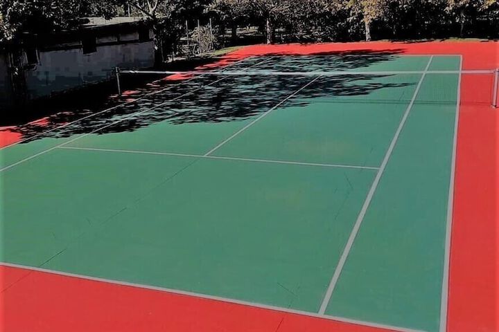 Tennis court