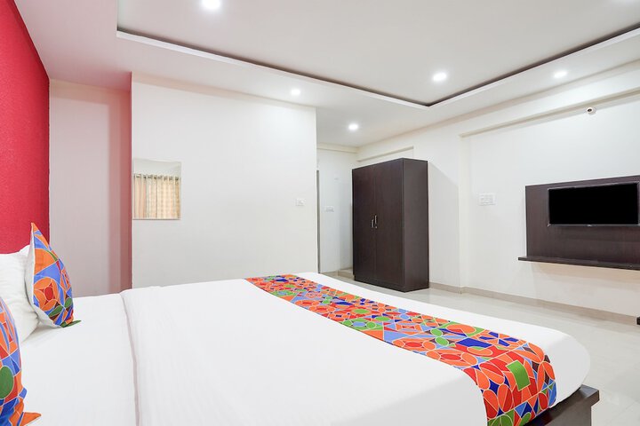 Room 20 of 33