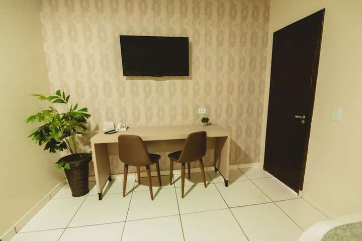 Room 27 of 46
