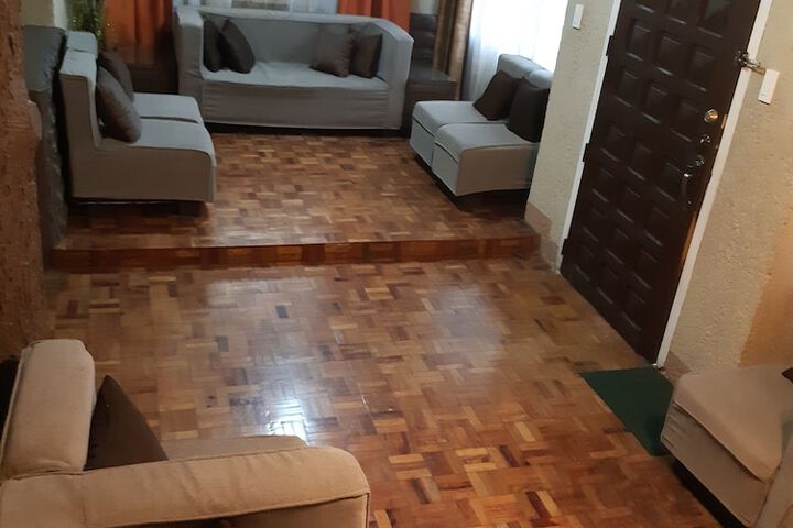 Room 16 of 25