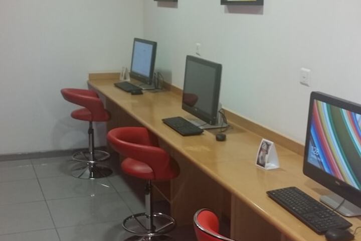 Business Center 55 of 59