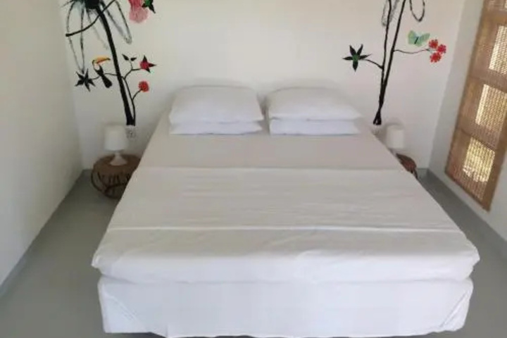 Room 2 of 11