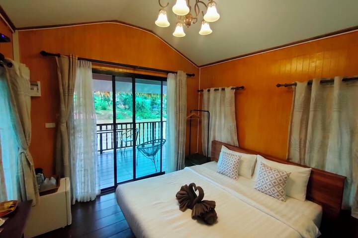 Room 27 of 62