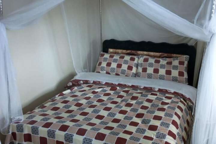 Room 7 of 20
