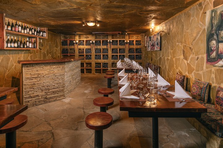 Dining 65 of 109