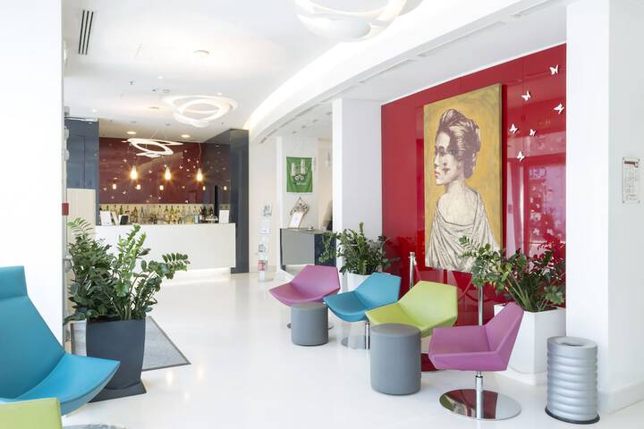 Reception hall