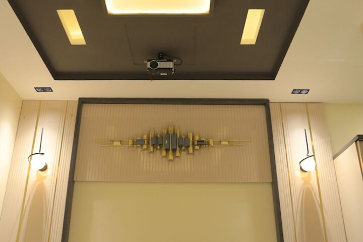 Room 46 of 114
