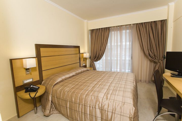 Room 10 of 59