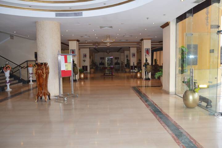 Hotel Interior 4 of 43