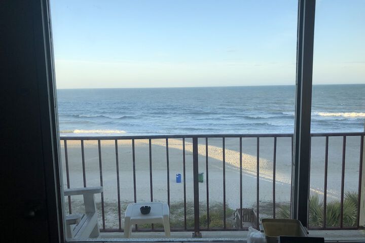 Signature Studio King Bed Ocean Front (6 of 6)