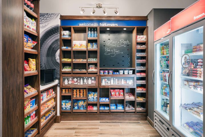 Snack bar