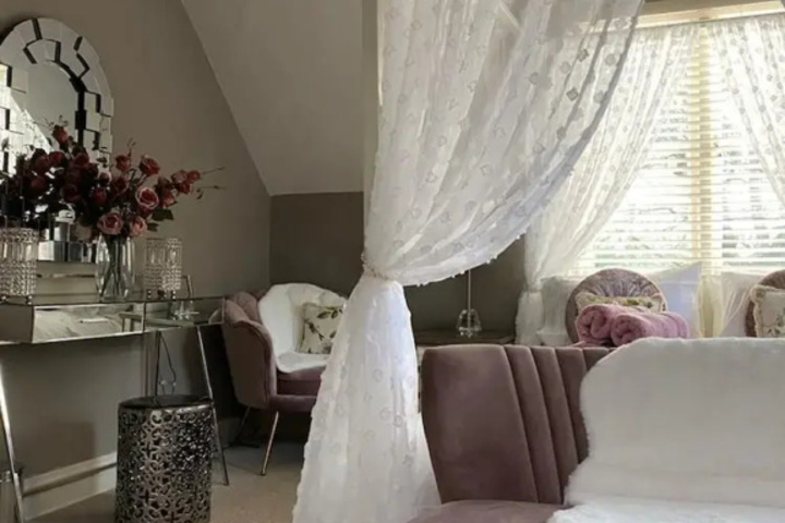 Room 4 of 21