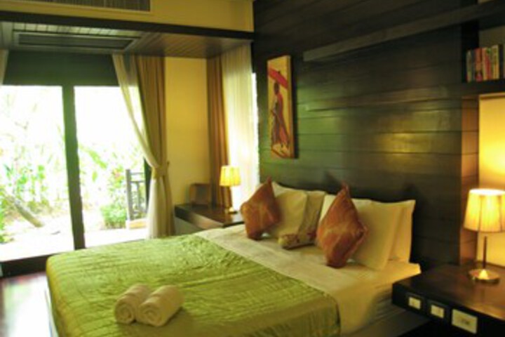 Room 28 of 42