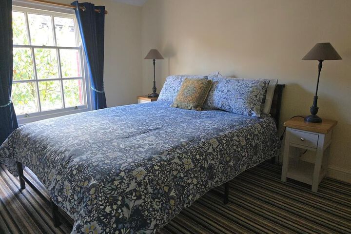 Room 4 of 39
