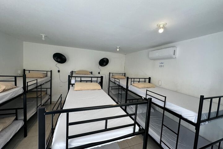 Room 47 of 77