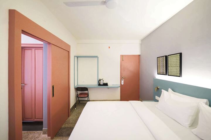 Room 28 of 56