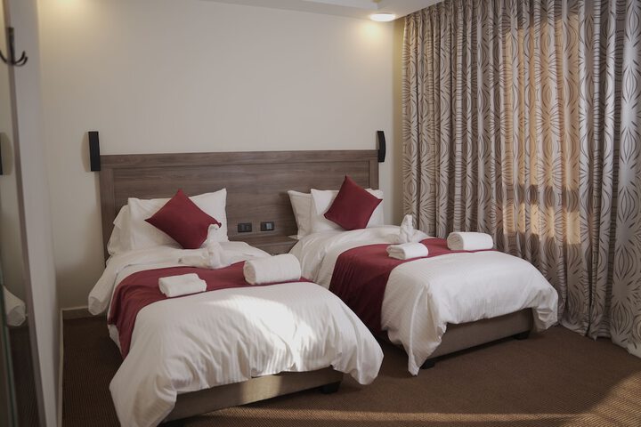Room 2 of 23