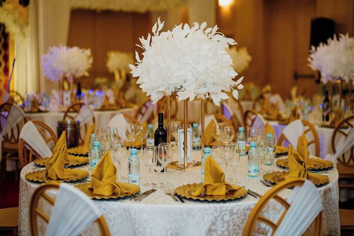 Ballroom/Hall 37 of 68