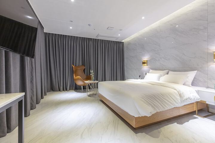 Room 40 of 110