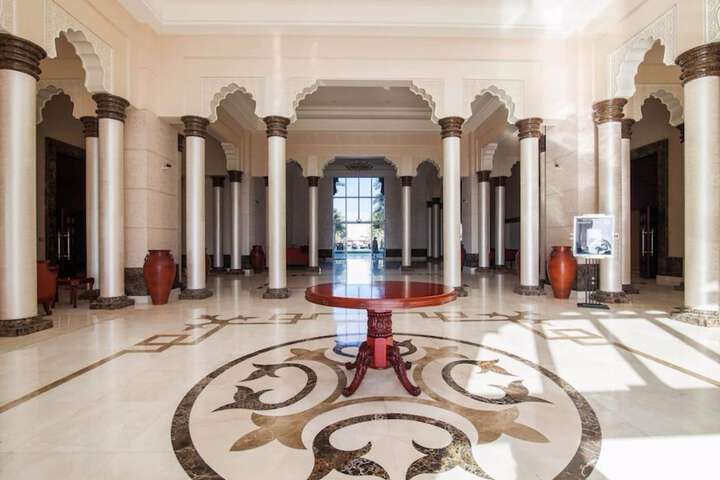 Hotel 2 of 33