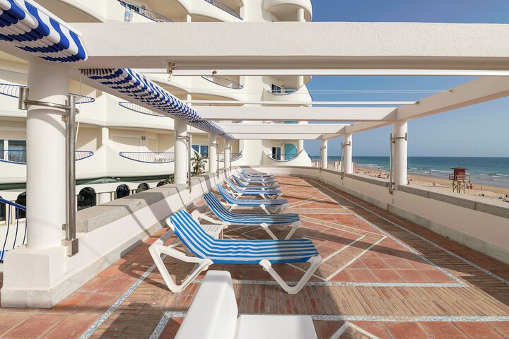 Pools & Facilities