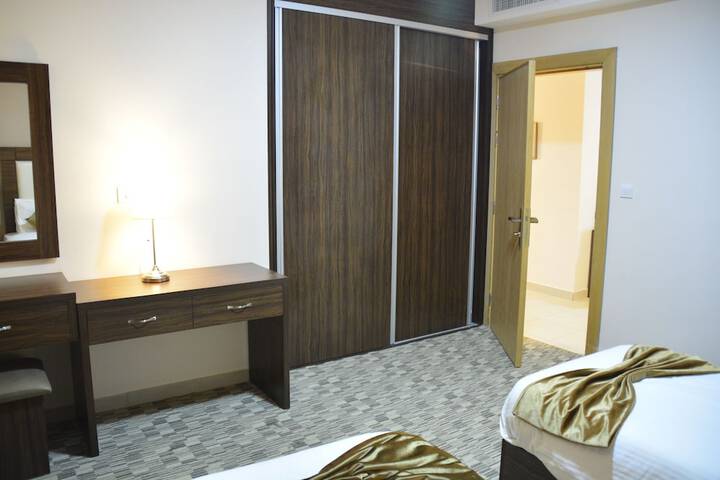 Room 8 of 39