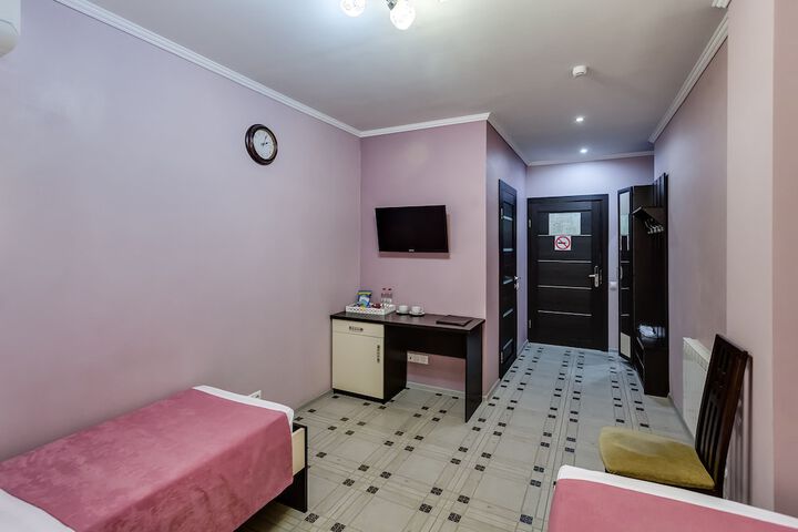 Room 27 of 55