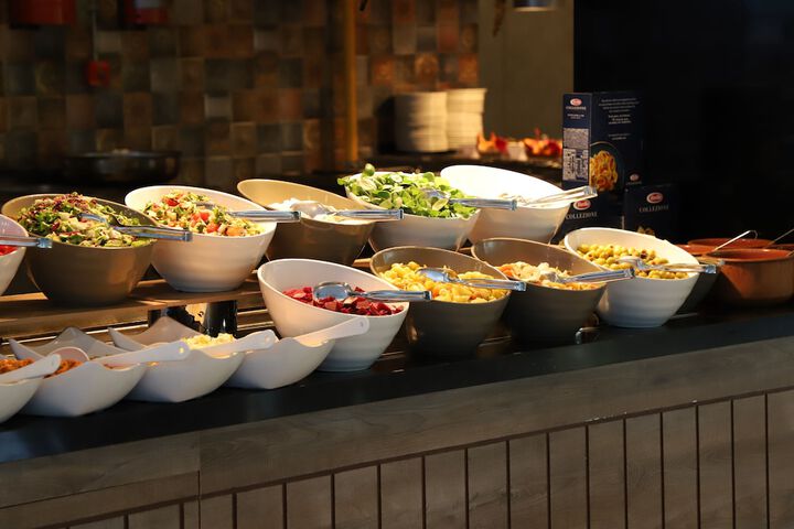 Dining 107 of 159