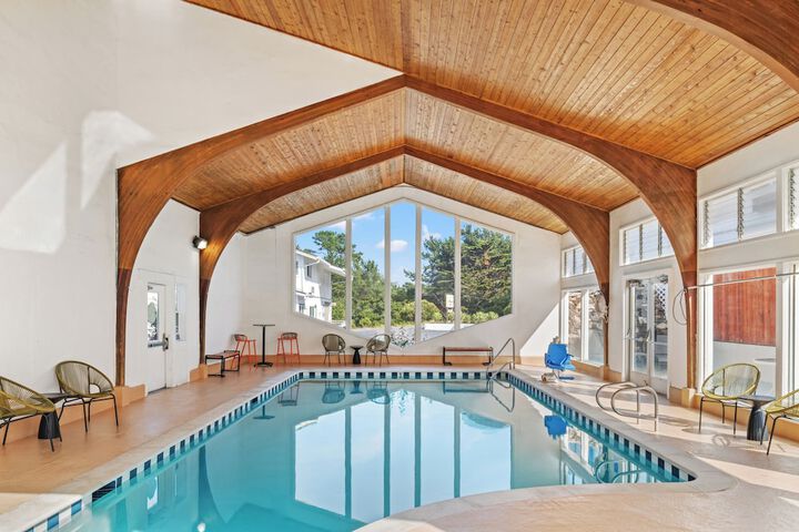 Pool 43 of 68