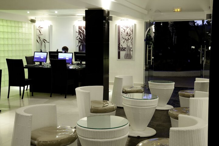 Hotel Lobby