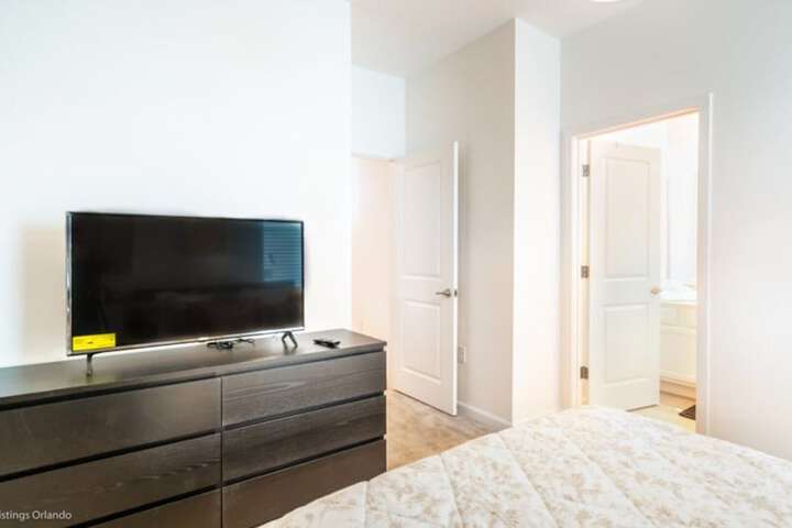 Room 14 of 64
