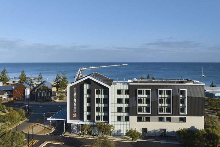 Hotel 53 of 58