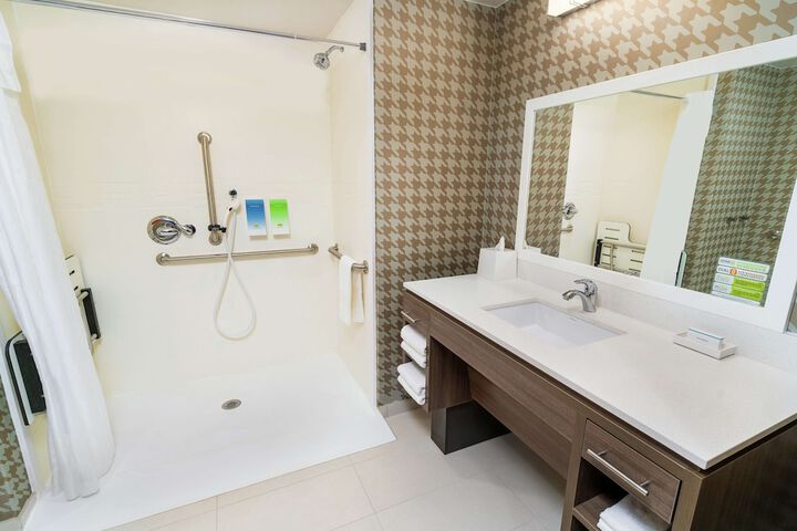 Bathroom shower