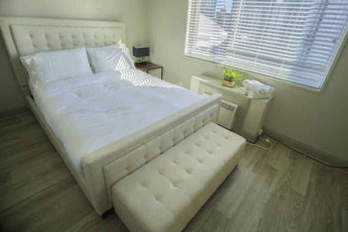 Room 10 of 30