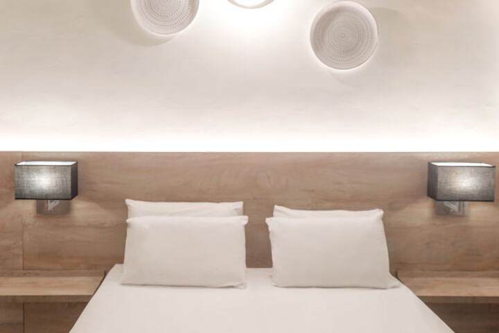 Room 21 of 80