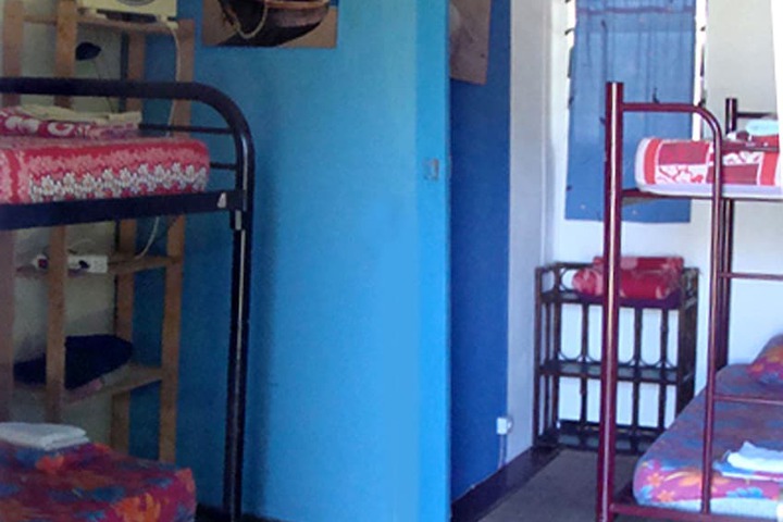 Room 6 of 50