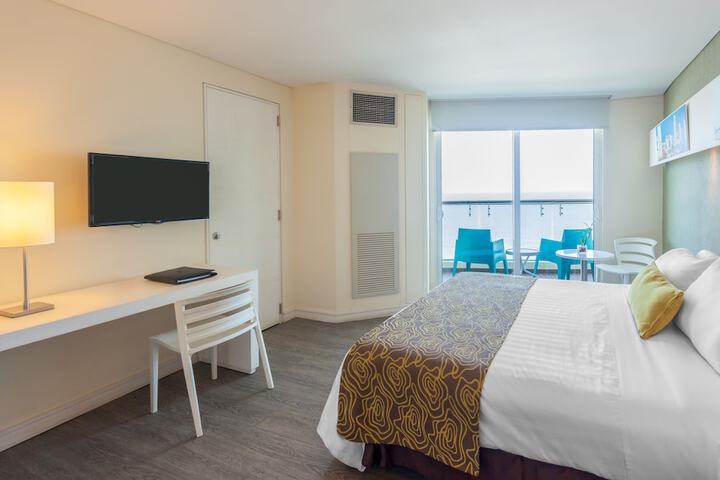 Room 12 of 89